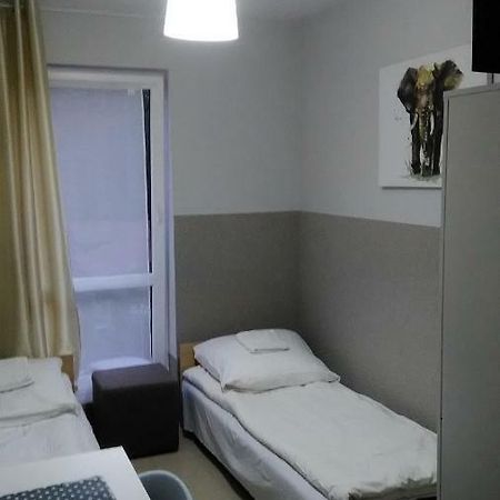Ferienwohnung Pokoje Henryk Korytow Exterior foto